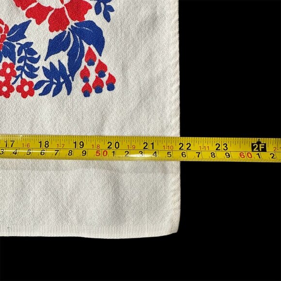 Vintage Wall Hanging Curtain Tapestry Towel Floral Ducks Red Blue Cotton 1950s - Picture 6 of 12